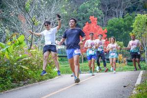 BIB: 800
                            <button type="button" onclick="openModal(19241038)" class="btn btn-primary btn-sm float-right btn-popup" data-toggle="modal" data-target=".modal-high-quality">
                        <i class="fas fa-shopping-cart"></i> Add to Cart
                    </button>
                                            <button type="button" onclick="isThisMe(19241038, true)" class="btn btn-success btn-sm float-right btn-popup btn-isme hidden" data-toggle="tooltip" data-placement="bottom" title="นี่คือรูปของคุณใช่ไหม คลิกที่นี่เพื่อเอาเข้าอัลบั้ม">
                        <i class="fas fa-plus"></i> Add to album
                    </button>
                    <button type="button" onclick="isThisMe(19241038, false)" class="btn btn-warning btn-sm float-right btn-popup btn-isnotme hidden">
                        <i class="fas fa-ban"></i> Remove from album
                    </button>